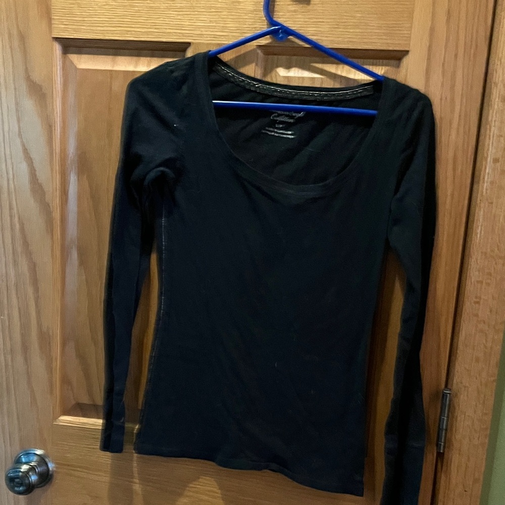 American Eagle Outfitters  cotton Black Long Sleeve Tee.
